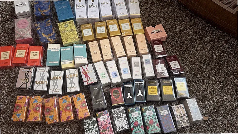 Lot of 40 Assorted Mini Perfume Travel Size 7ml-5ml Brand New Sealed